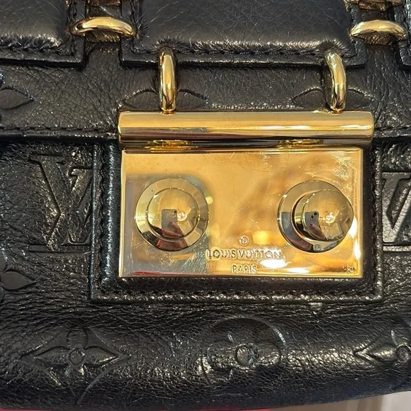 Louis Vuitton Black
My Deer Rebelle Shoulder Bag Monogram Embossed Deerskin - Picture 6 of 10